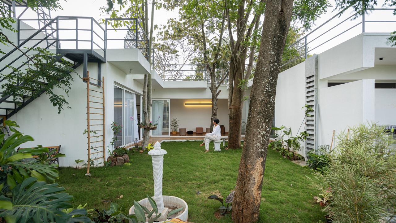 Photo of Patio Balcony in Denkanikota