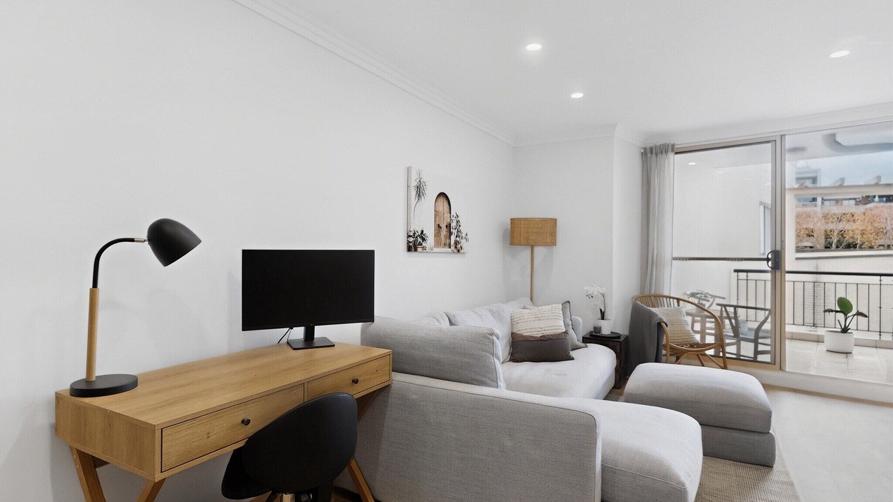 Photo of Livingroom in Neutral Bay