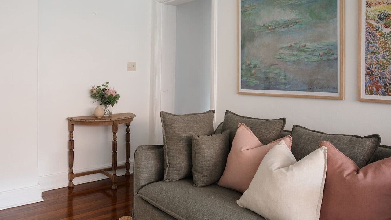 Photo of Livingroom in Edgecliff