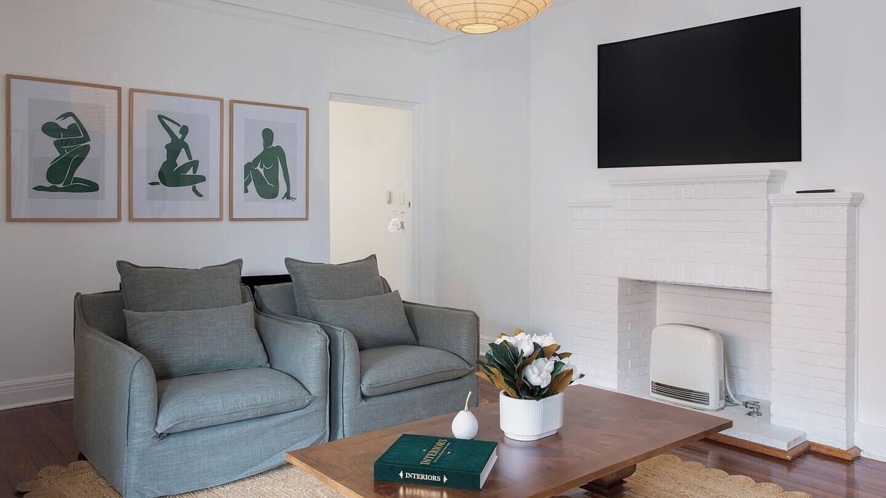 Photo of Livingroom in Edgecliff