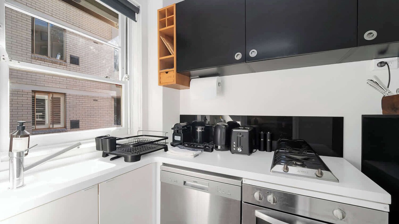 Photo of Kitchen in Elizabeth Bay