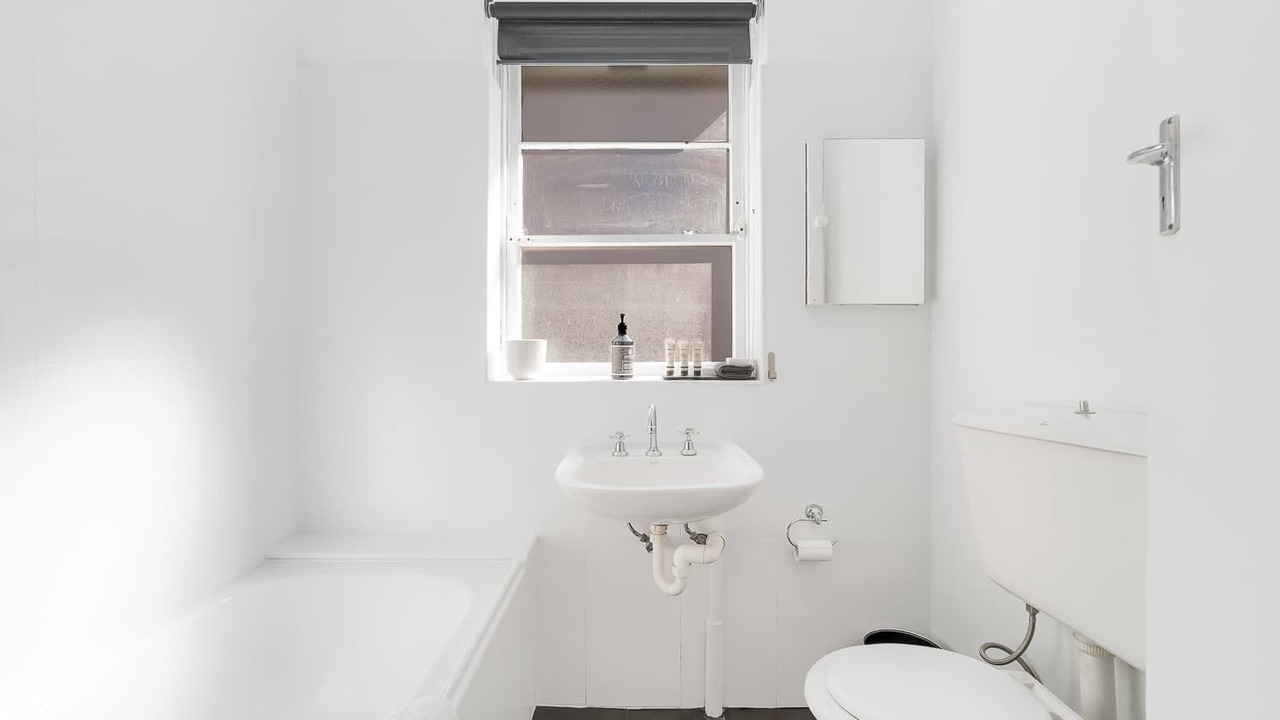 Photo of Bathroom in Elizabeth Bay