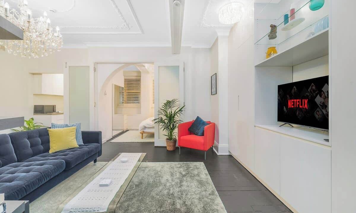 Photo of Livingroom in Elizabeth Bay