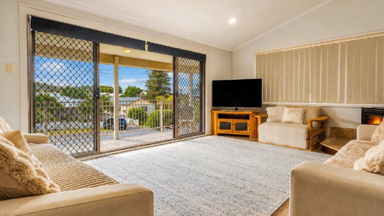 Photo of Livingroom in Avoca Beach