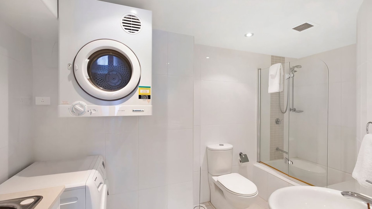 Photo of Bathroom in The Entrance