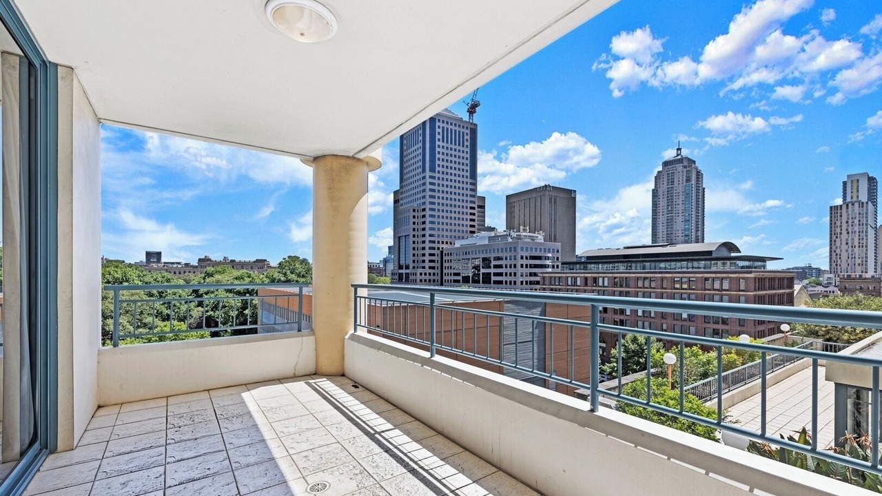 Photo of Outdoor in Haymarket