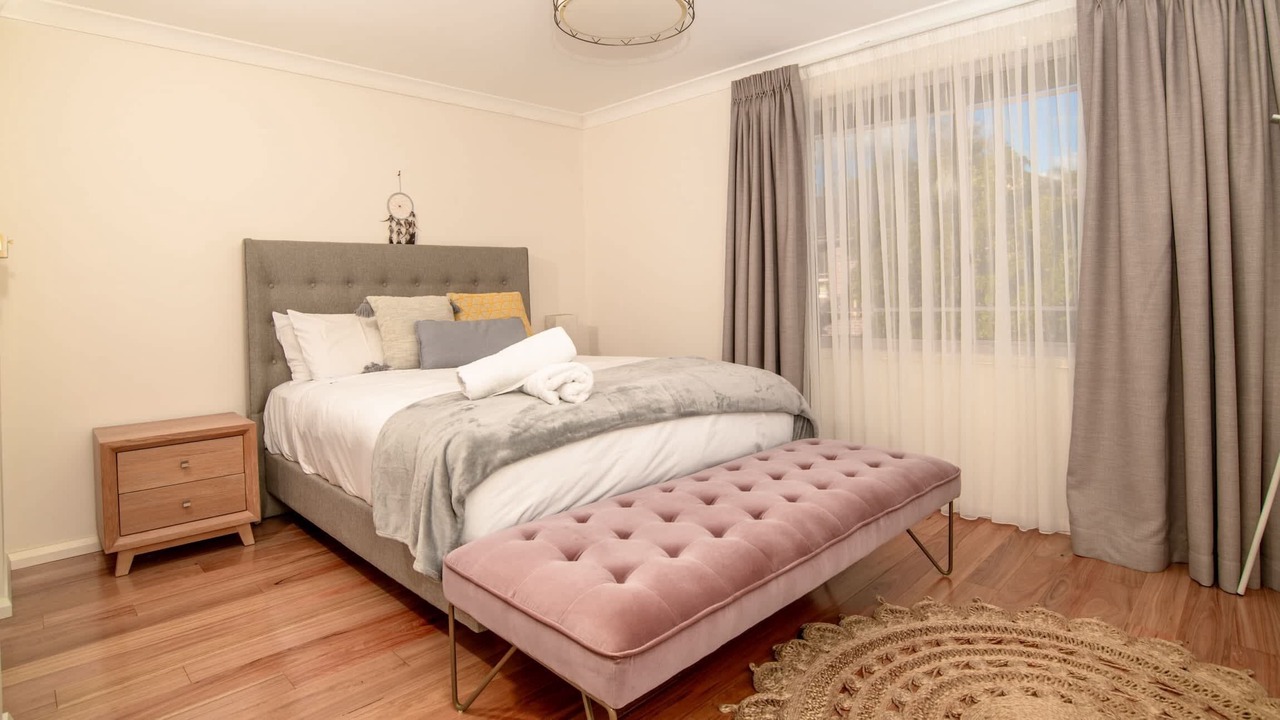 Photo of Bedroom in Dundas