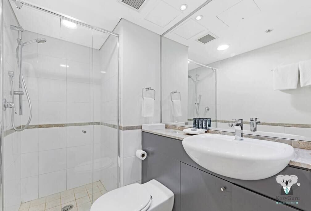 Photo of Bathroom in Haymarket