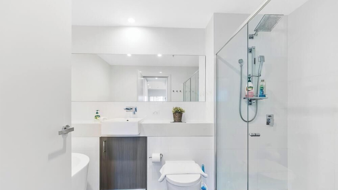 Photo of Bathroom in Mascot