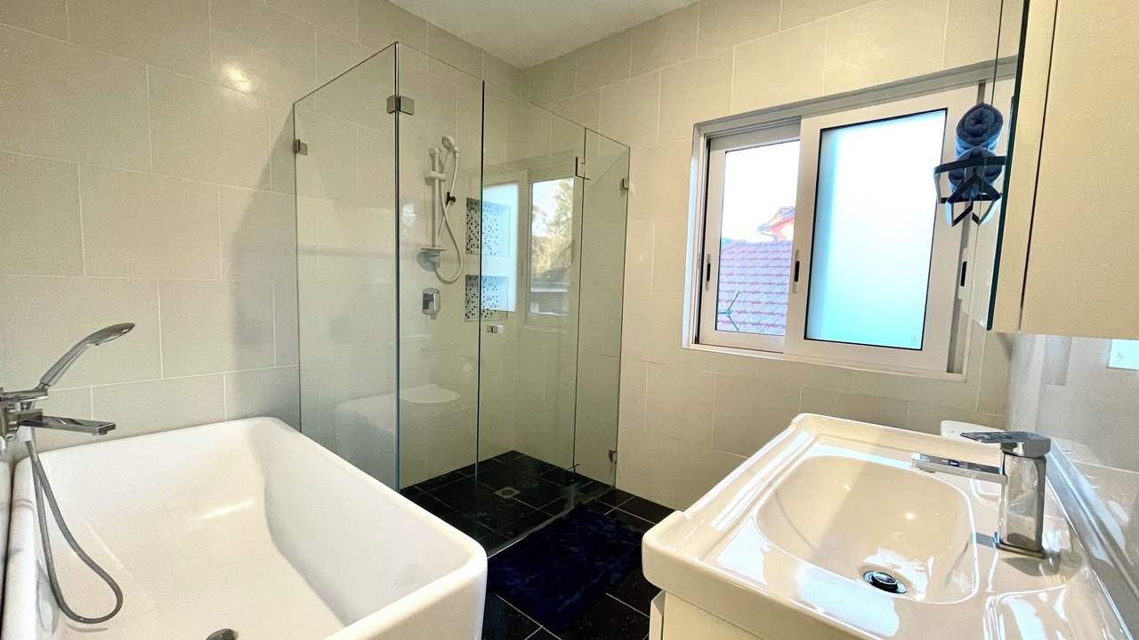 Photo of Bathroom in Eastlakes