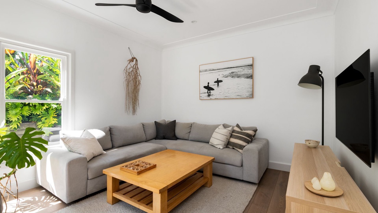 Photo of Livingroom in Avalon Beach