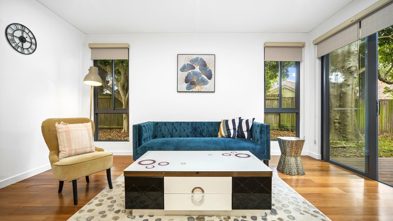 Photo of Livingroom in Willoughby