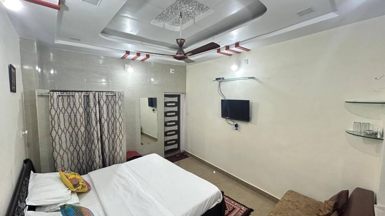 Photo of Bedroom in Abu Road