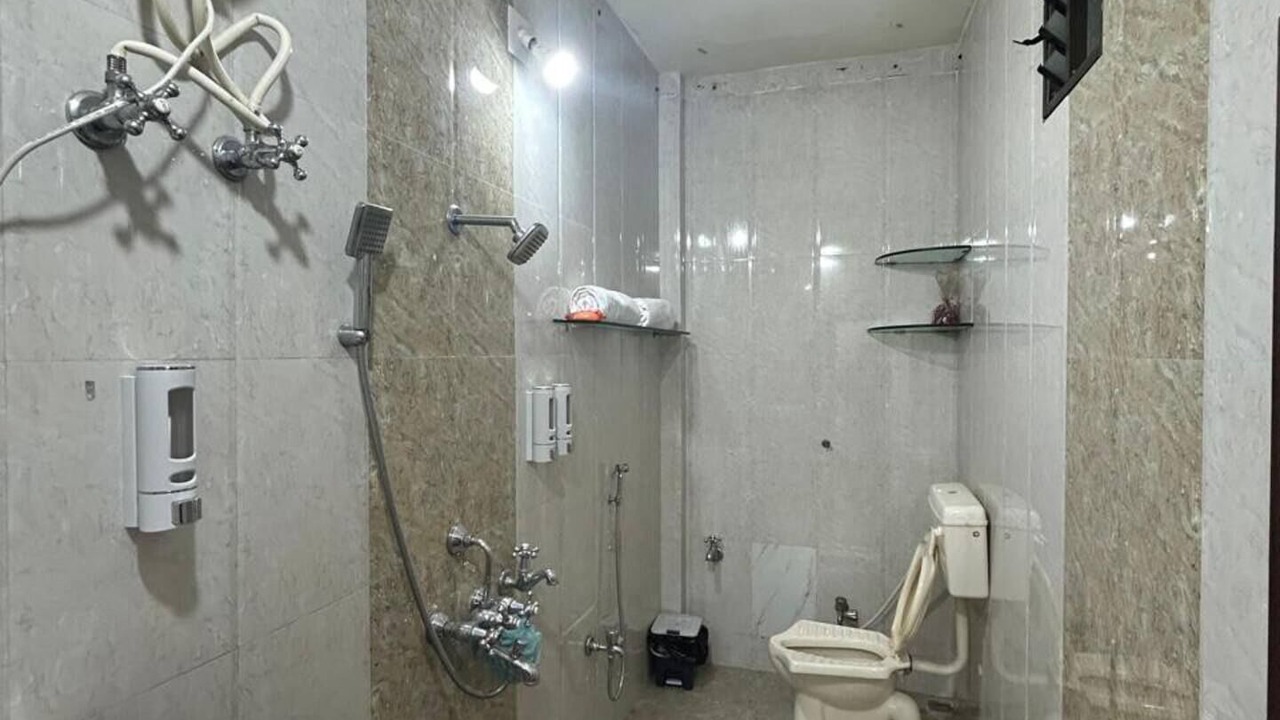 Photo of Bathroom in Abu Road