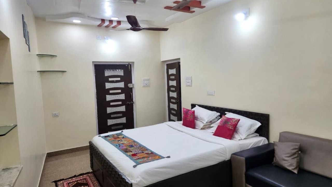 Photo of Bedroom in Abu Road