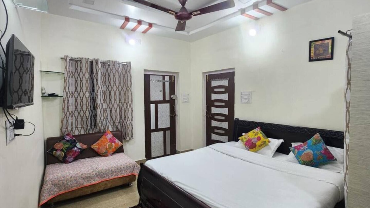 Photo of Bedroom in Abu Road
