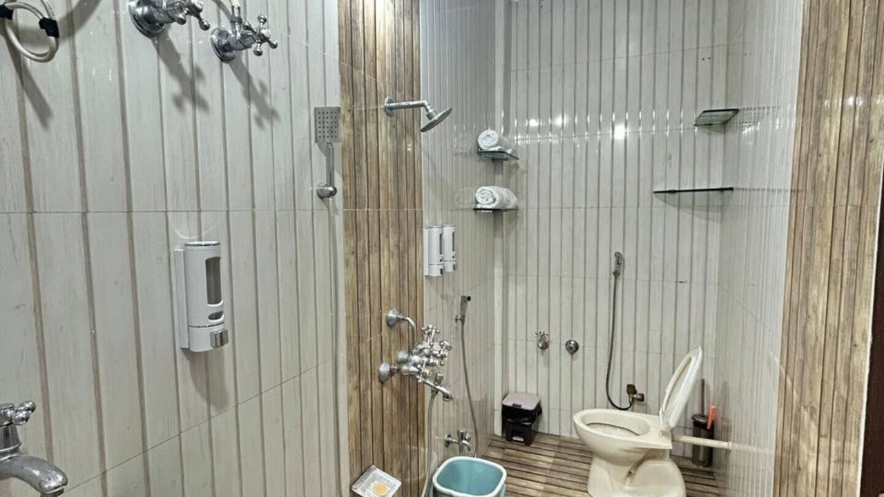 Photo of Bathroom in Abu Road