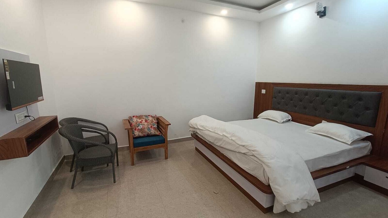 Photo of Bedroom in Greater Noida