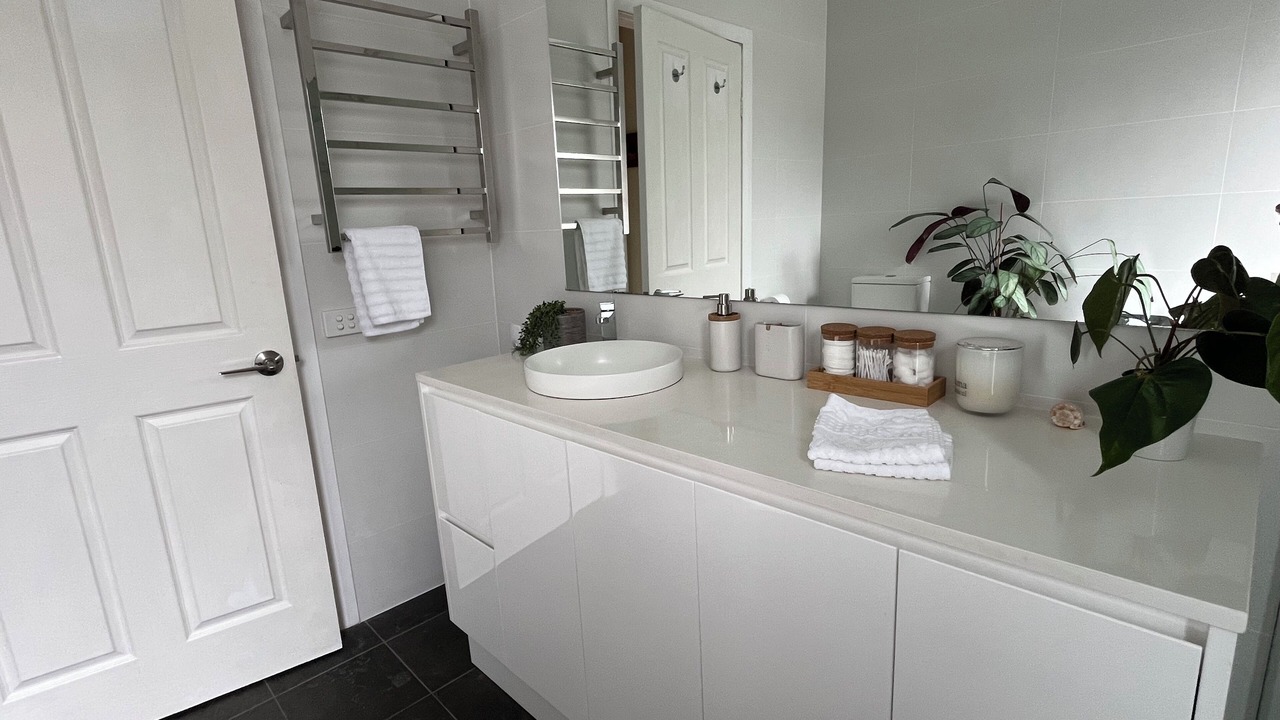 Photo of Bathroom in Yattalunga