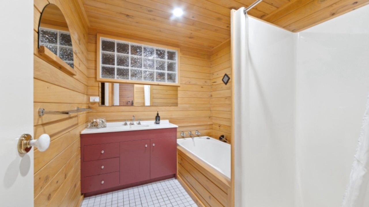 Photo of Bathroom in Patonga