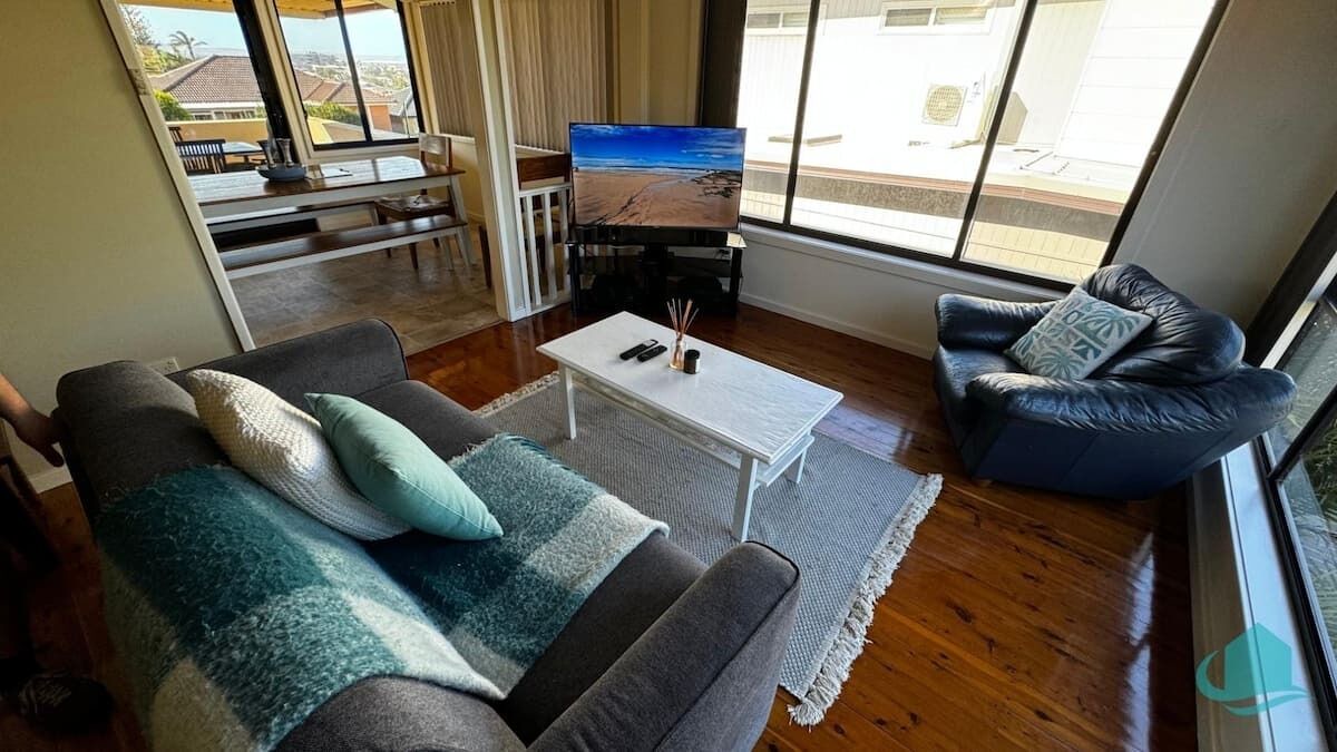 Photo of Livingroom in Caves Beach
