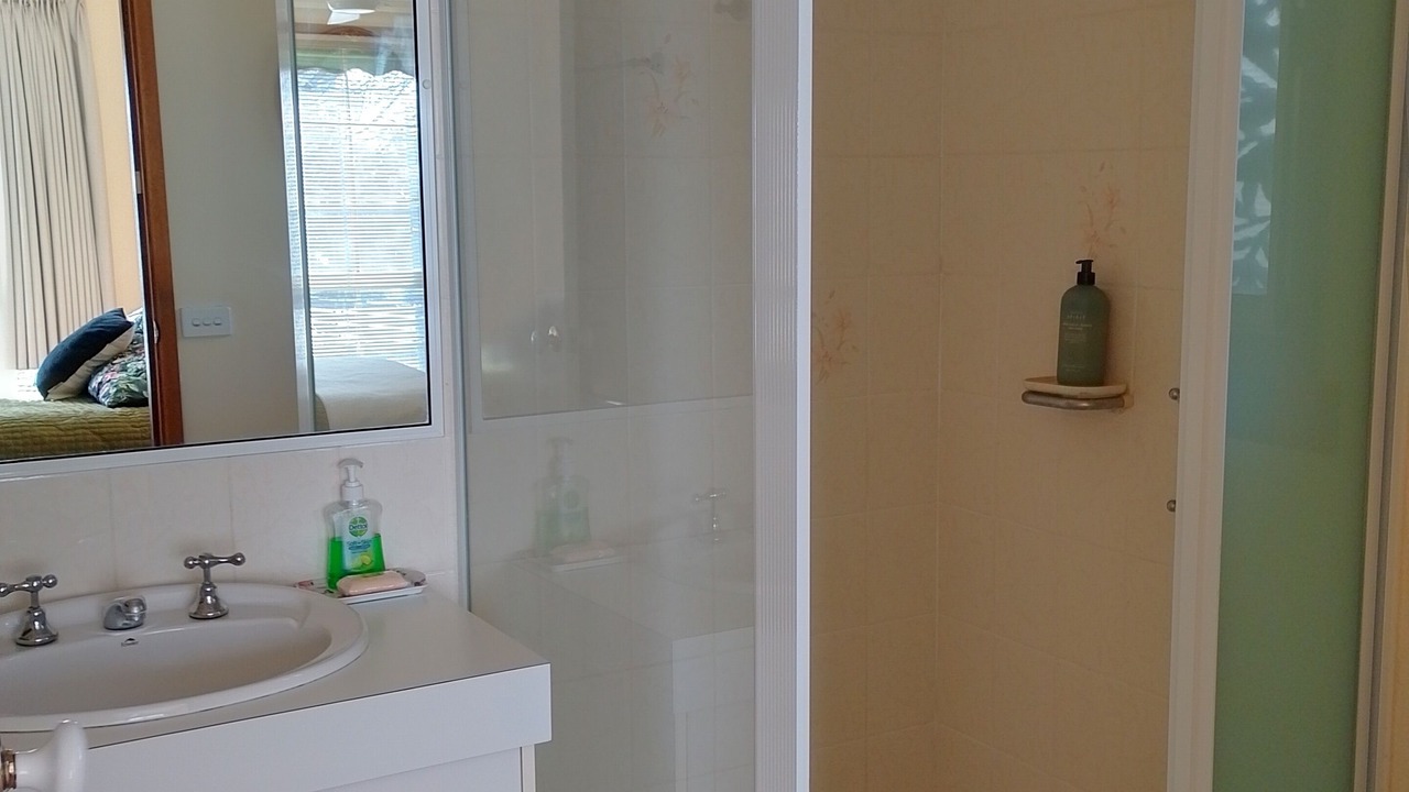 Photo of Bathroom in Conder