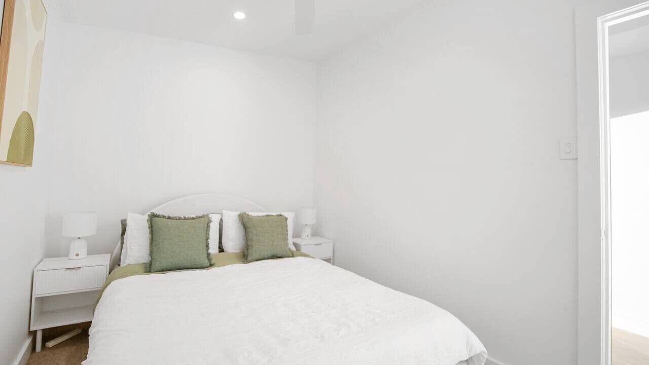 Photo of Bedroom in Berkeley Vale