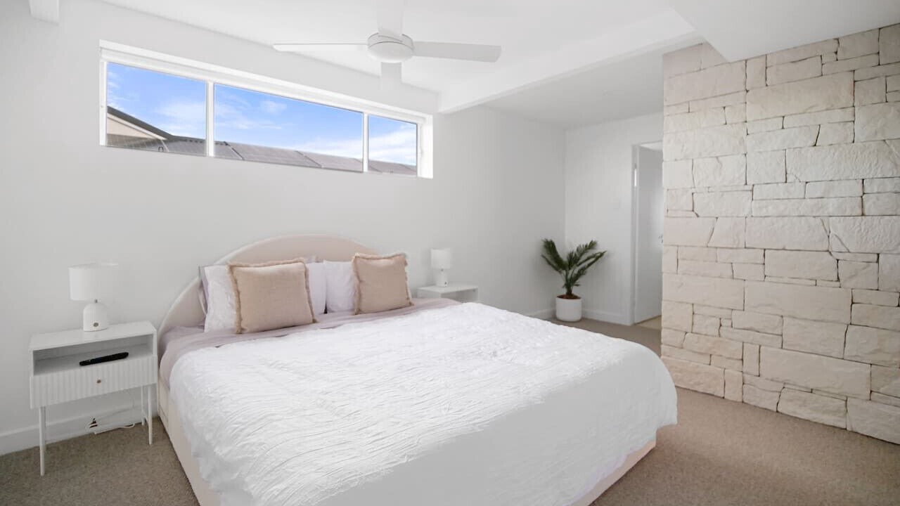 Photo of Bedroom in Berkeley Vale