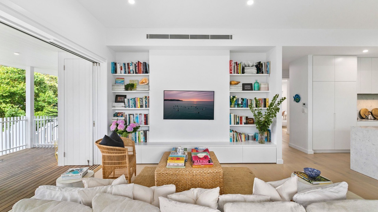 Photo of Livingroom in Avalon Beach