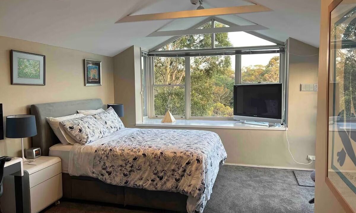 Photo of Bedroom in Northwood