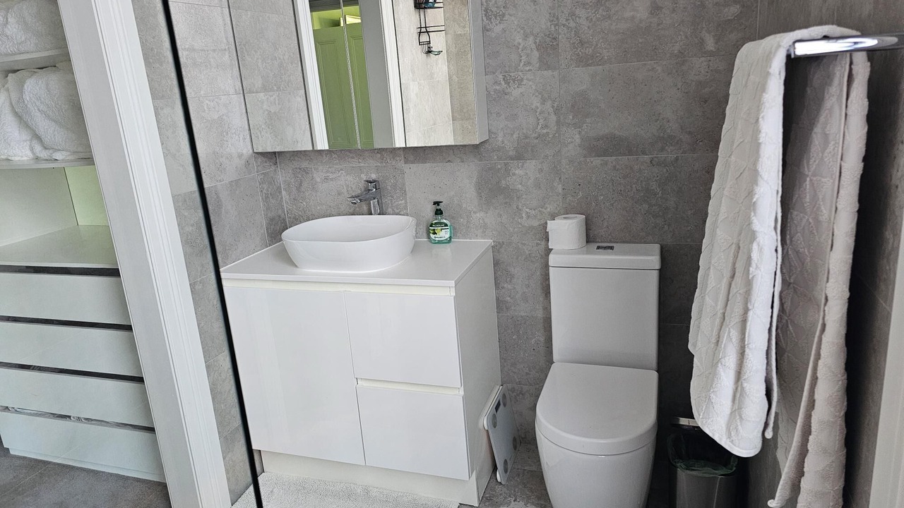 Photo of Bathroom in Willoughby