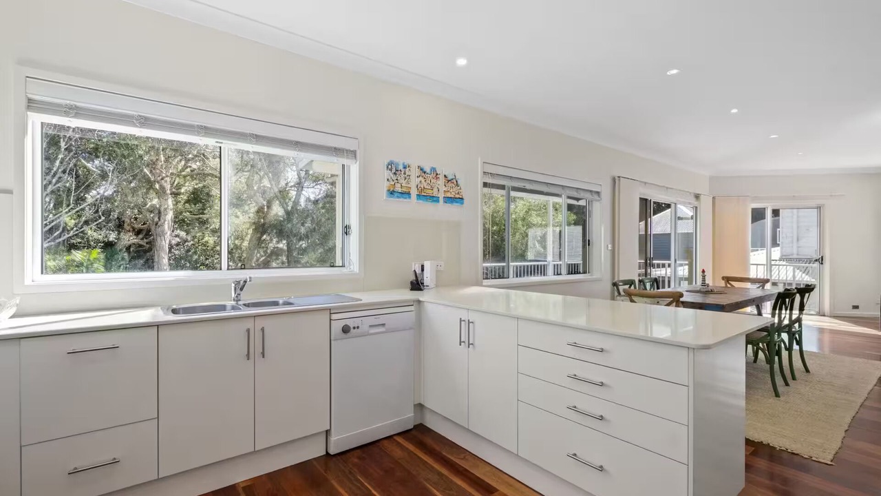 Photo of Kitchen in Macmasters Beach