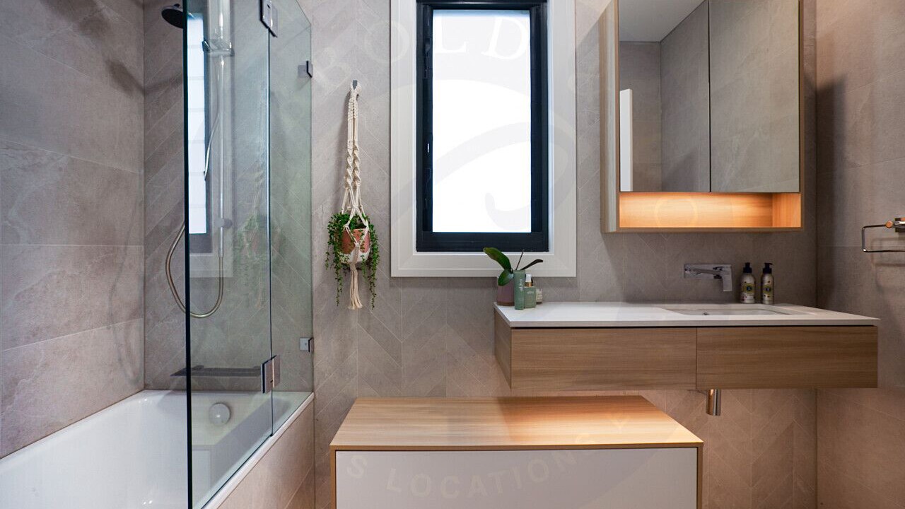 Photo of Bathroom in Clovelly