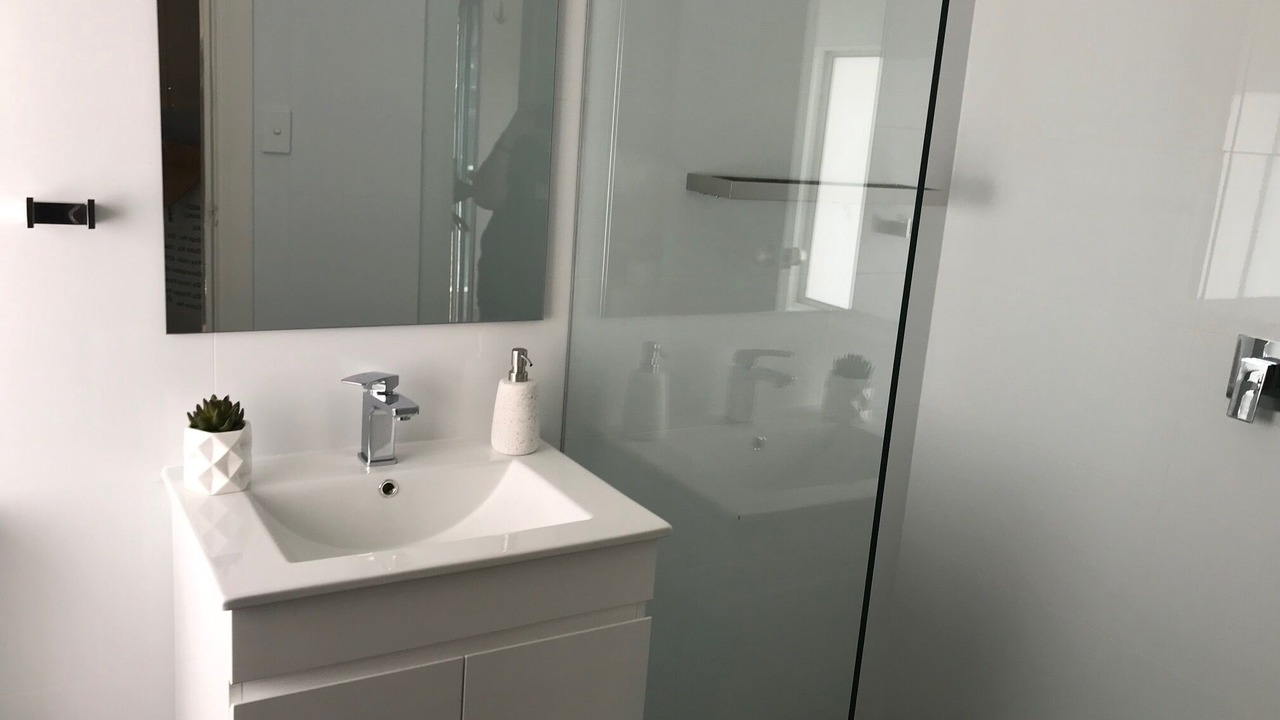 Photo of Bathroom in Kingswood