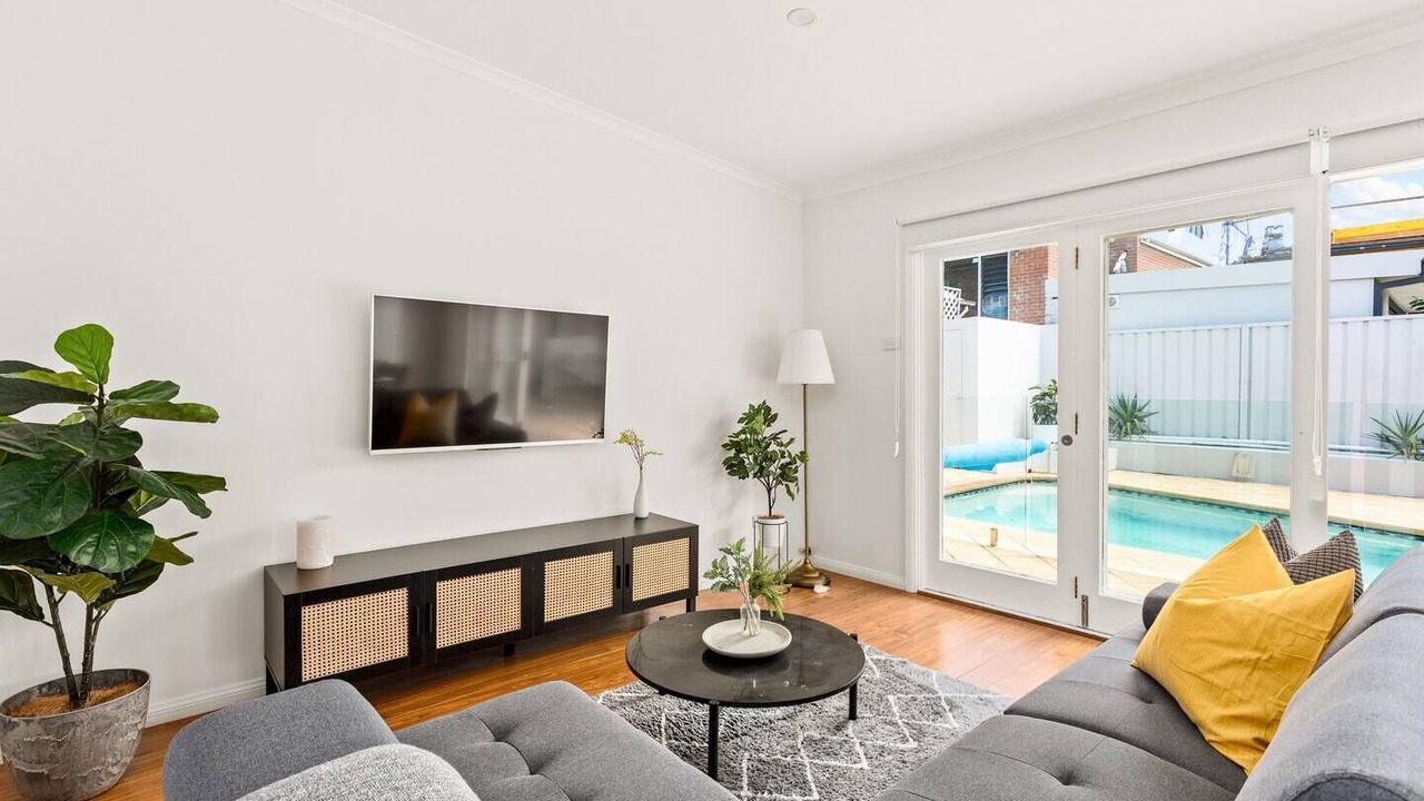 Photo of Livingroom in Russell Lea