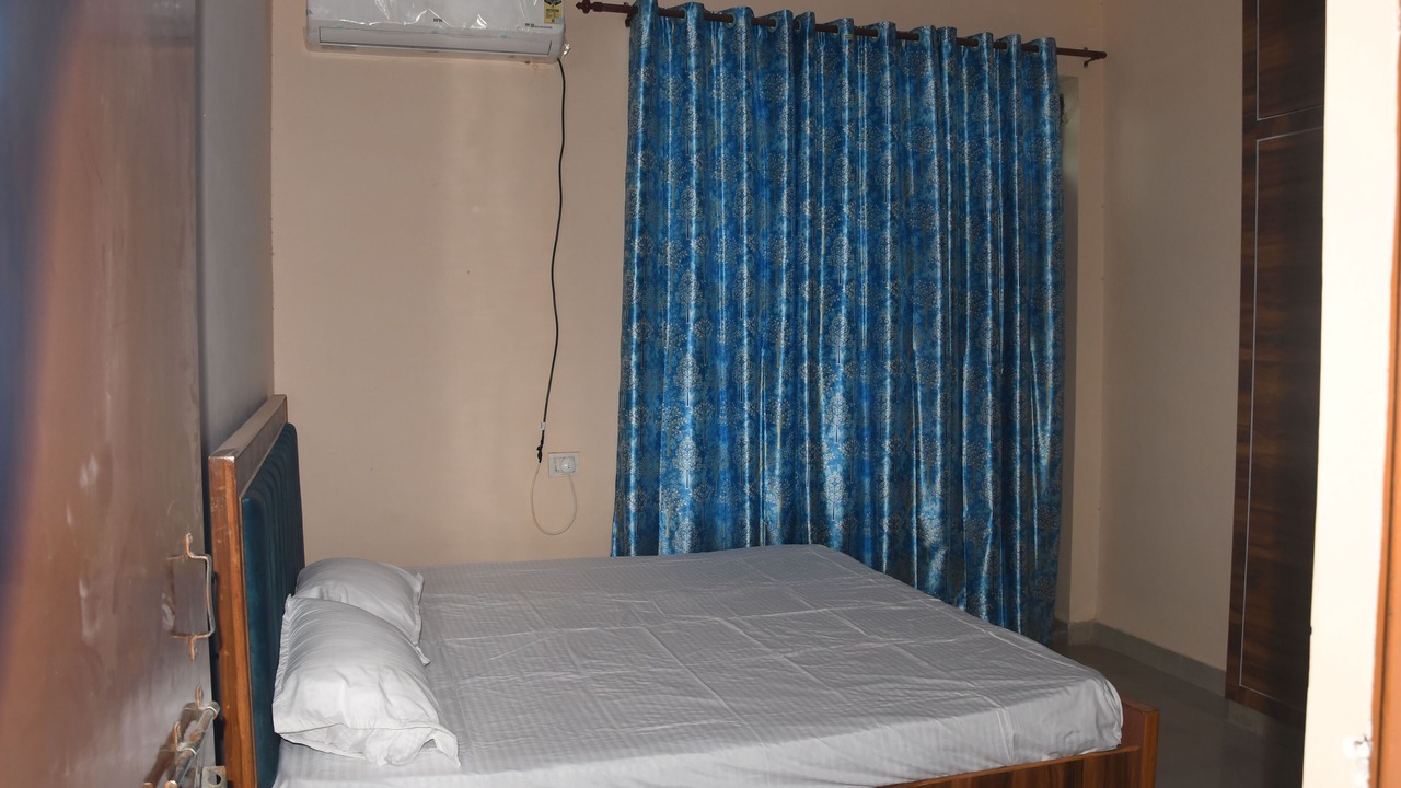 Photo of Bedroom in Varanasi