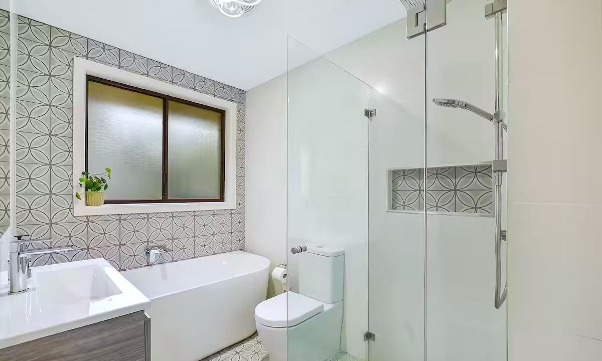 Photo of Bathroom in Blackheath