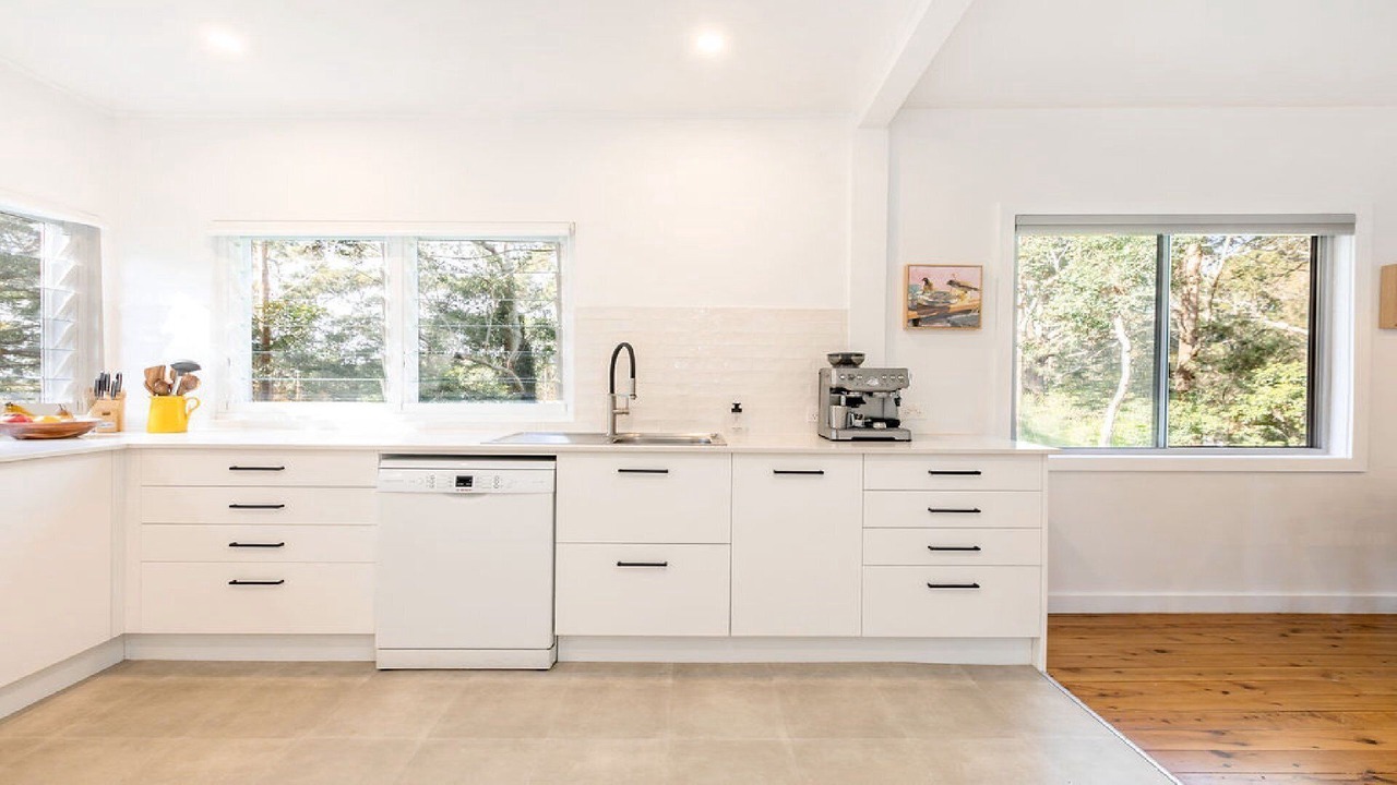 Photo of Kitchen in Macmasters Beach