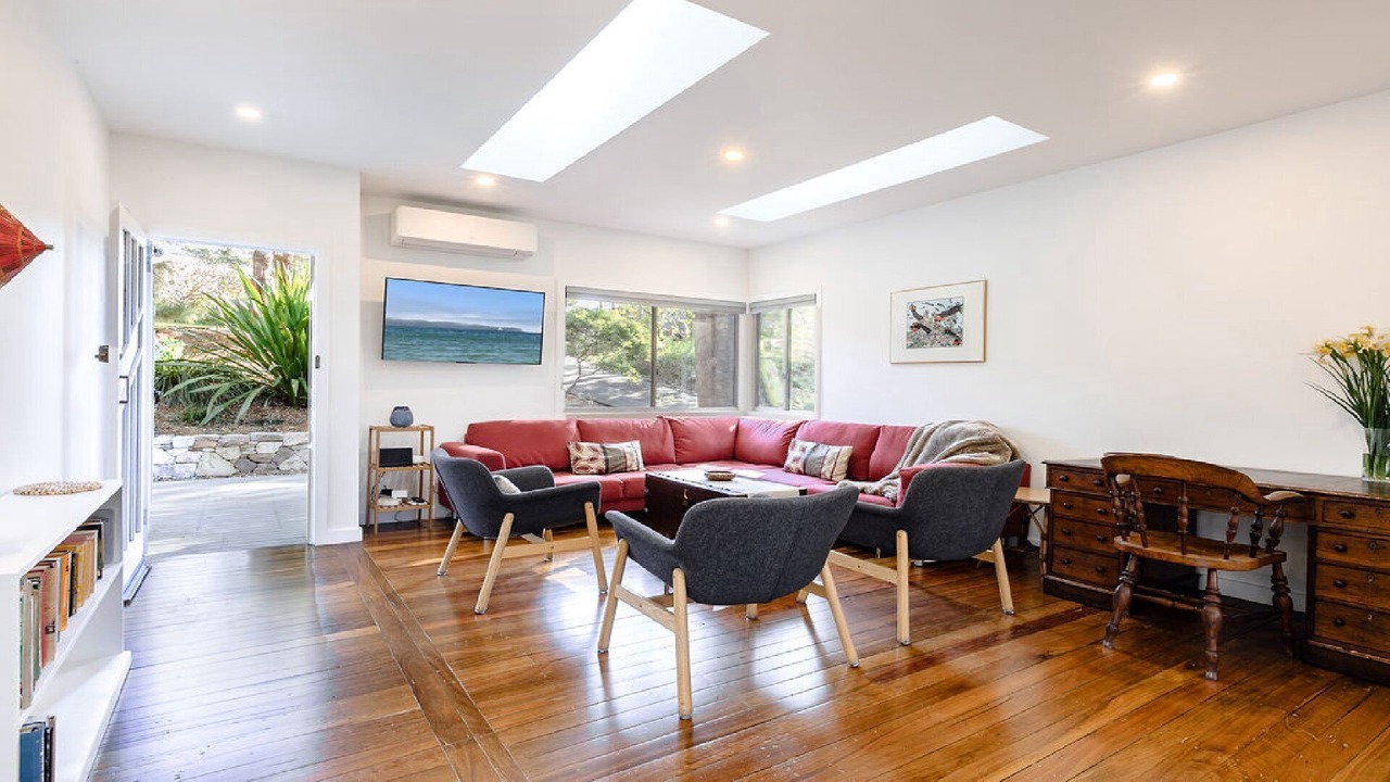Photo of Livingroom in Macmasters Beach