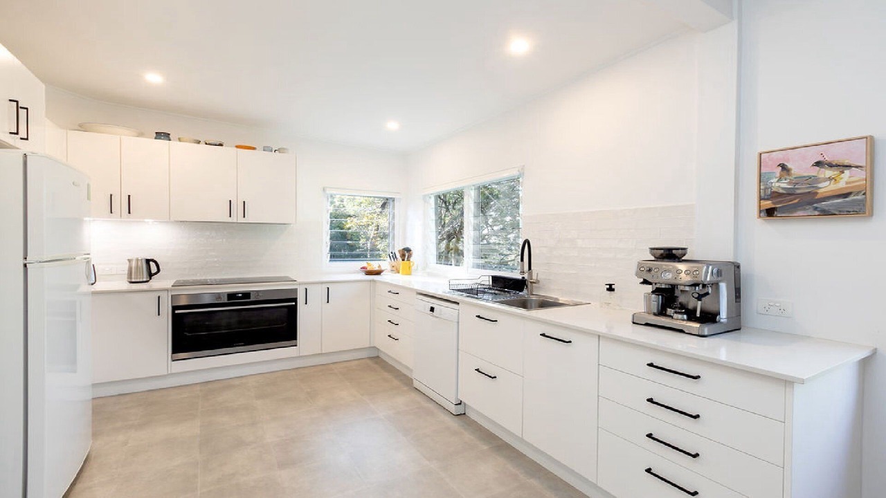 Photo of Kitchen in Macmasters Beach