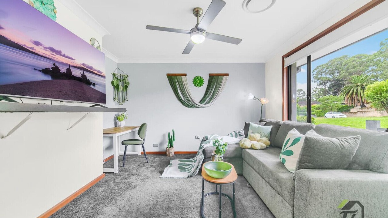 Photo of Livingroom in Cranebrook