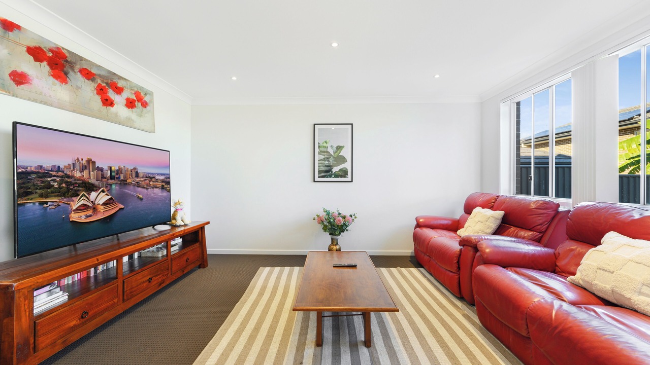 Photo of Livingroom in Jordan Springs
