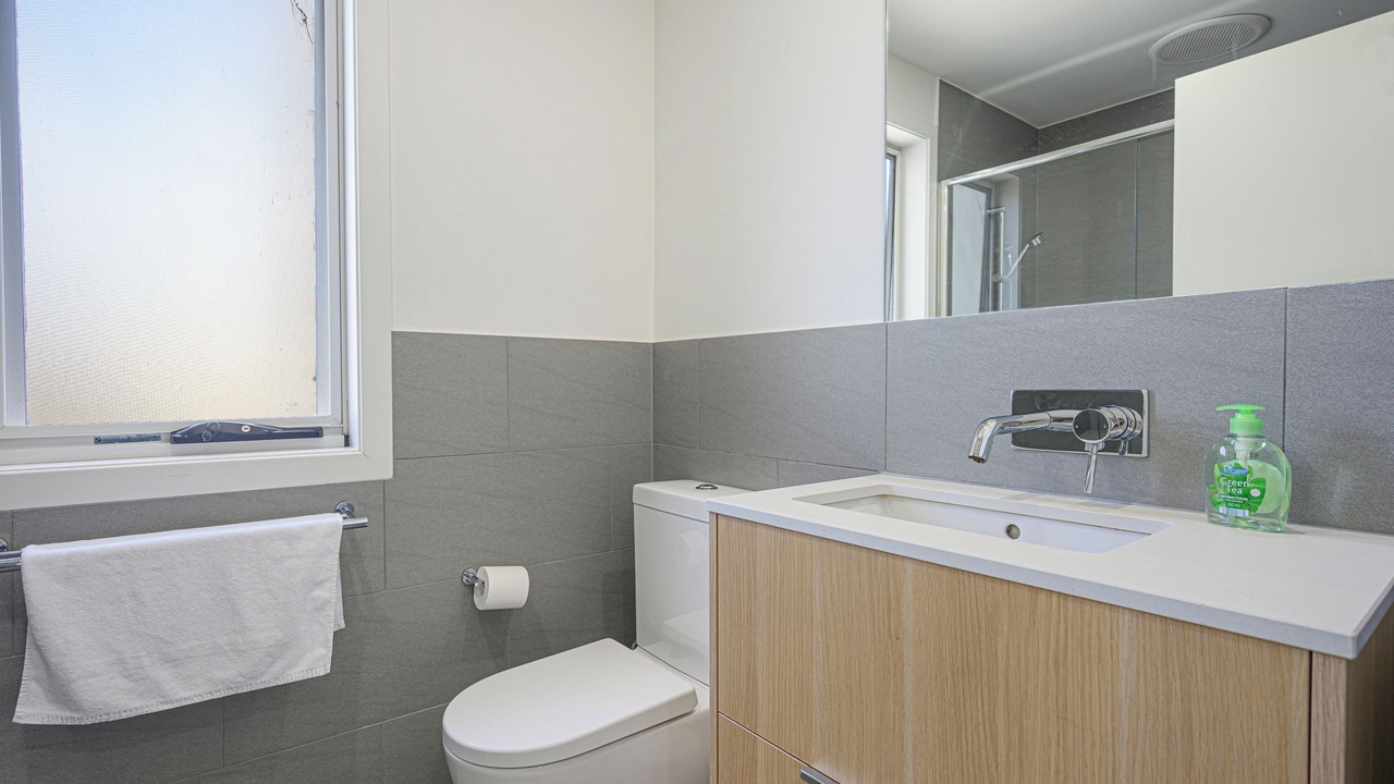 Photo of Bathroom in Denham Court