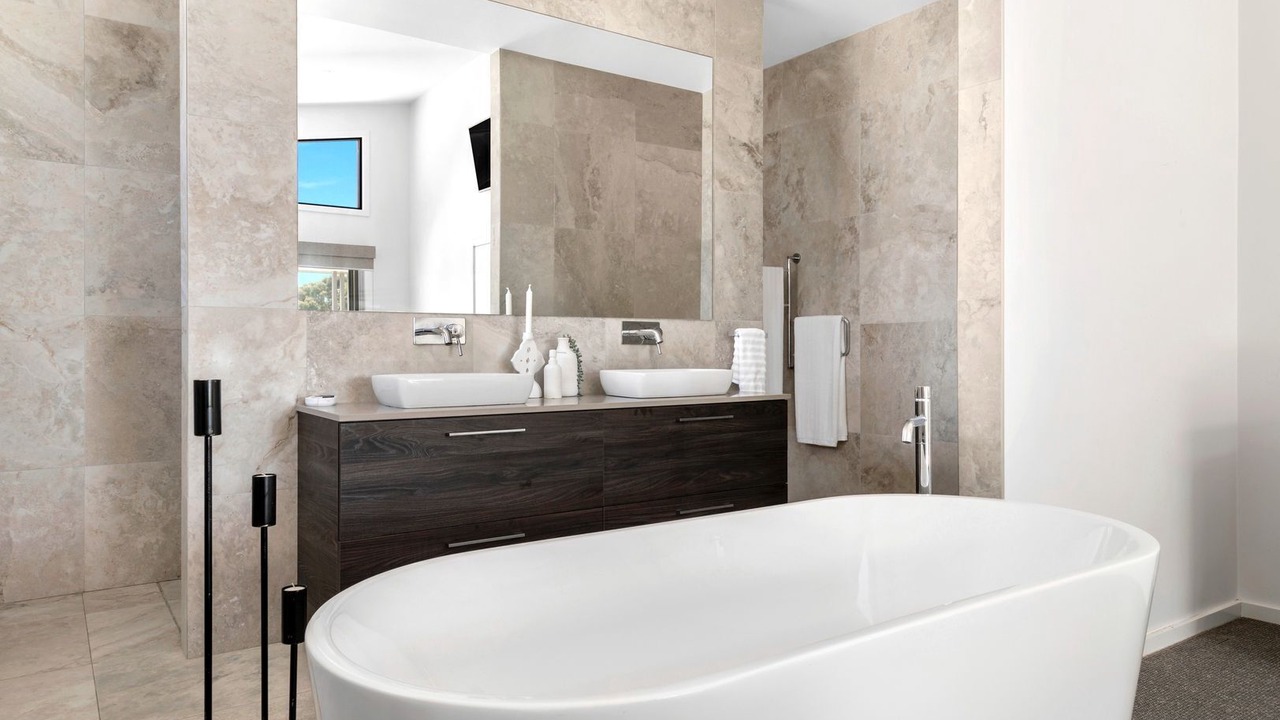 Photo of Bathroom in Shell Cove