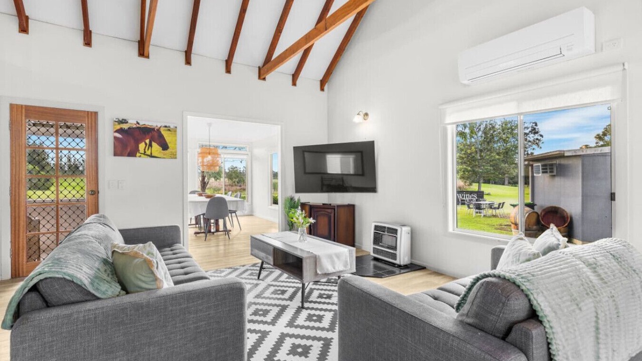 Photo of Livingroom in Lovedale