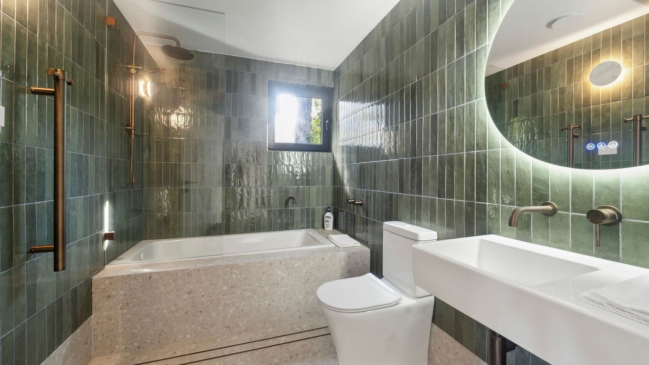Photo of Bathroom in Blackheath
