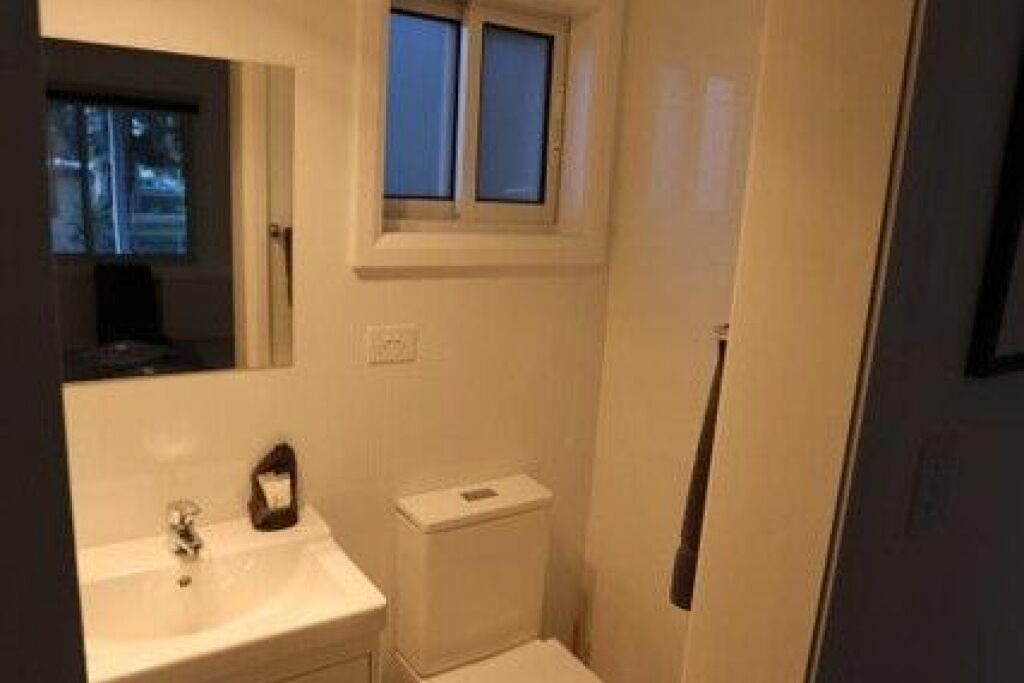 Photo of Bathroom in Cootamundra