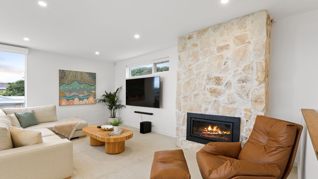 Photo of Livingroom in Caves Beach