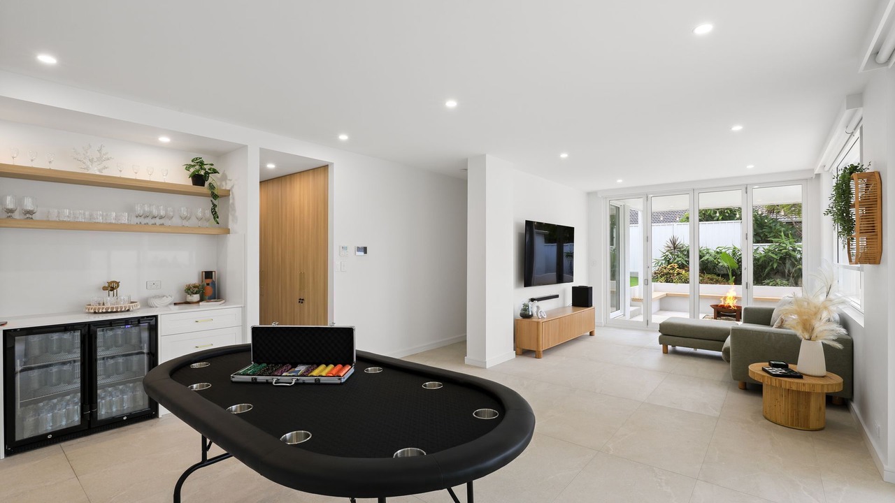 Photo of Livingroom in Caves Beach