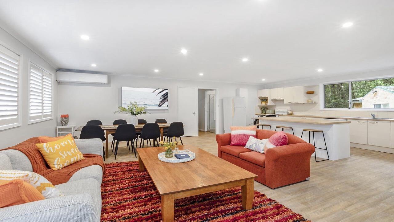 Photo of Livingroom in Macmasters Beach